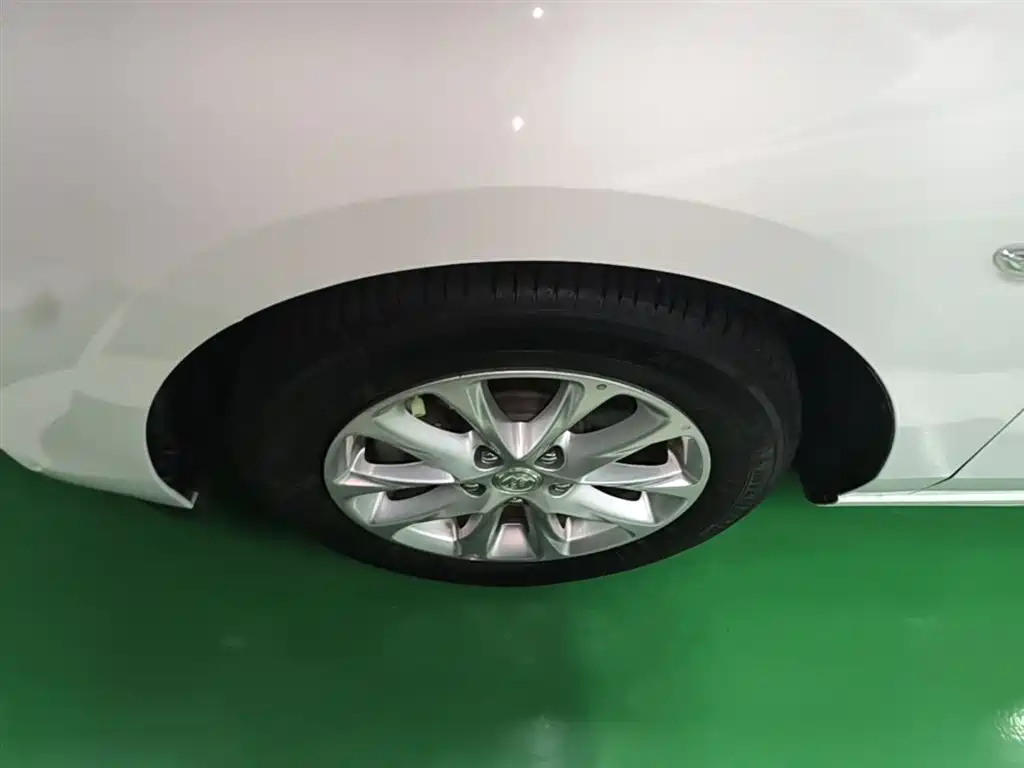 Buick GL6 2019 18T 6-seat Elite China VI фото 23