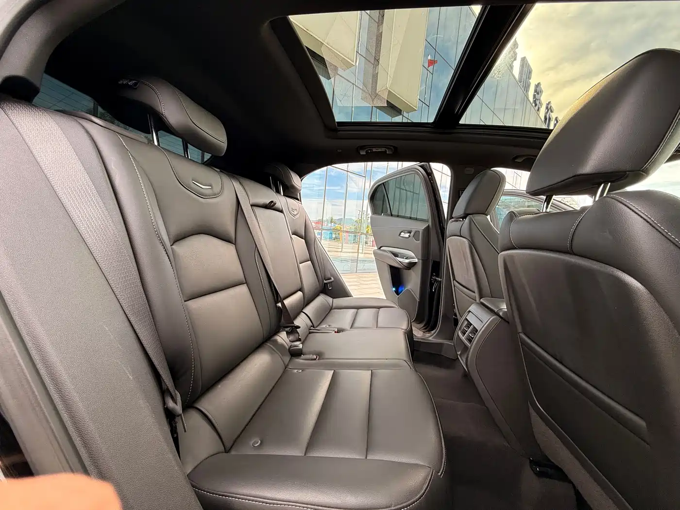 CADILLAC XT4