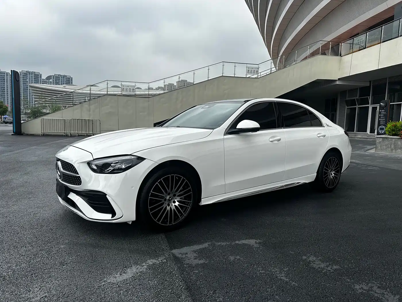 MERCEDES-BENZ CLASS C