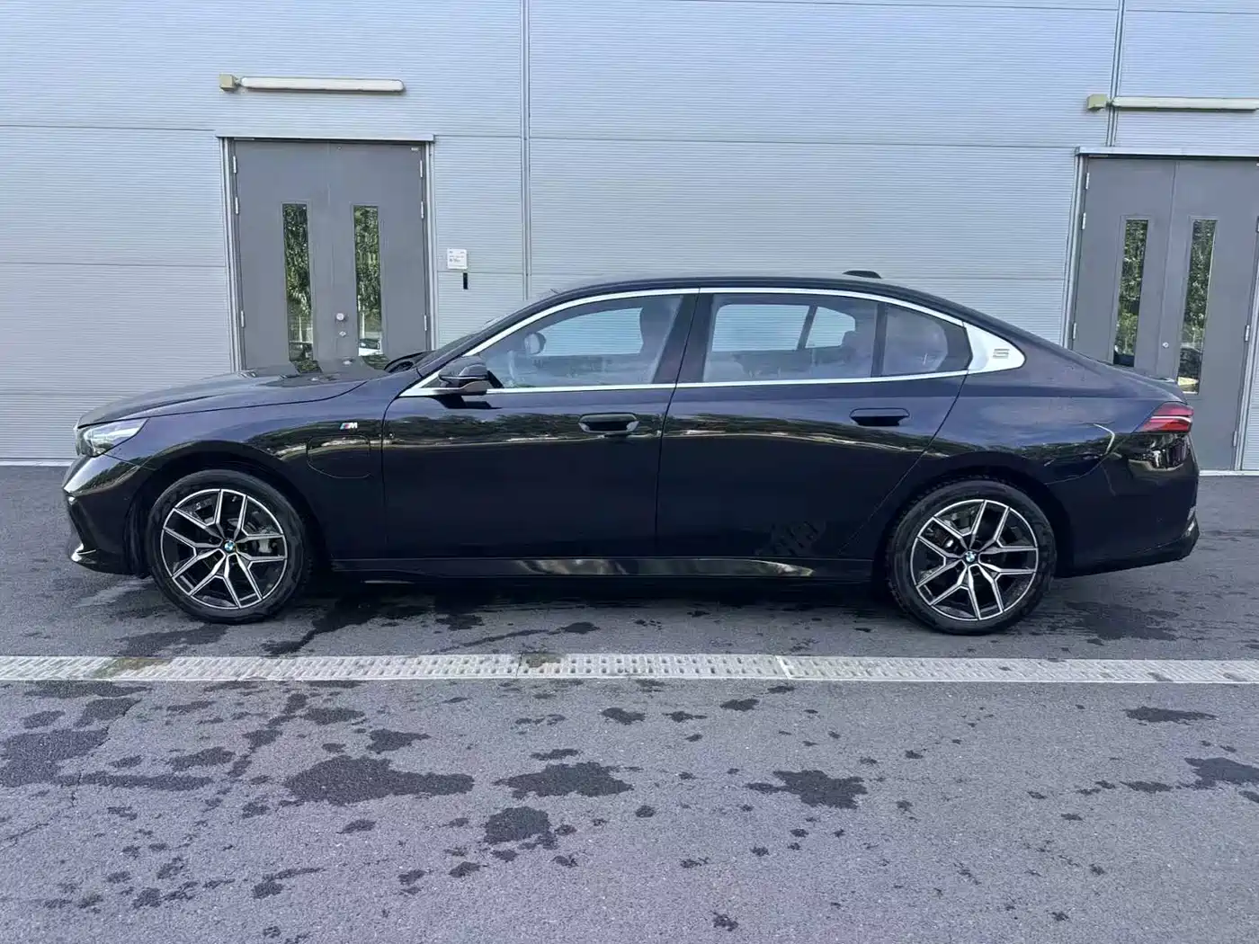 BMW i5 2025 2025 eDrive 35L M Sport Package