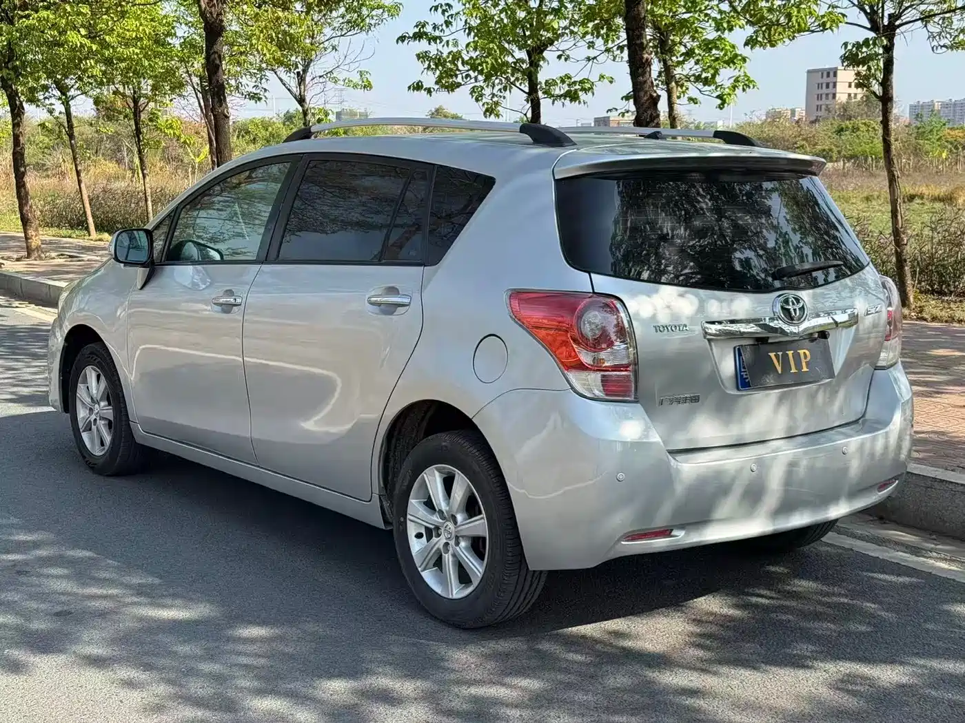 Toyota E'Z 2011 180E CVT Elite Edition фото 4