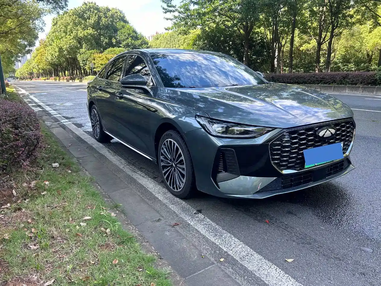 Chery Fengyun Fengyun A8L 2024 2025 1.5TGDI 145km Luxury