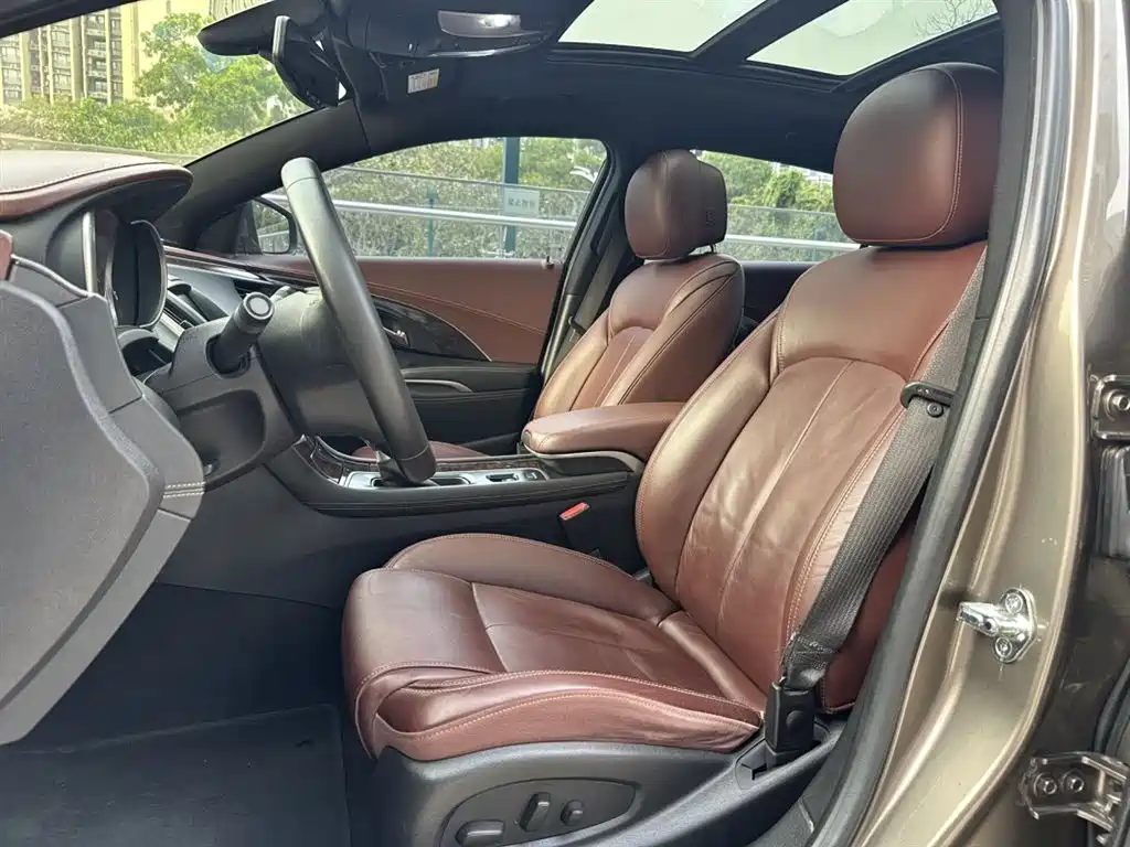 Buick LaCrosse 2013 2.4L SIDI Elite Comfort фото 10