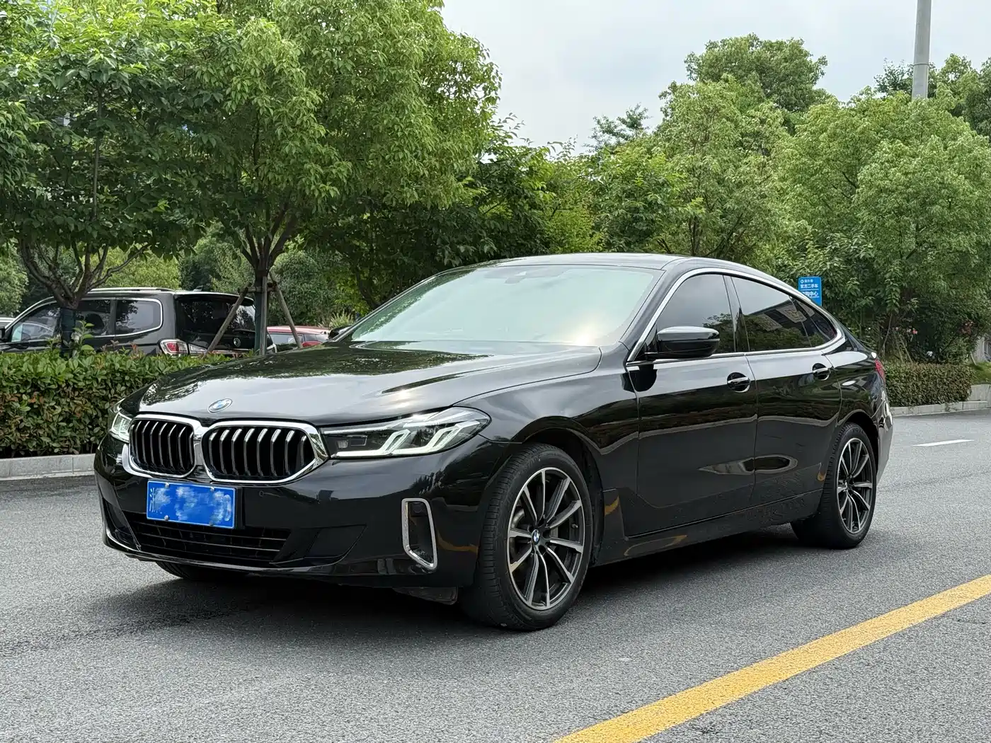 BMW 6 Series GT 2022 Model 630i Luxury Design Package