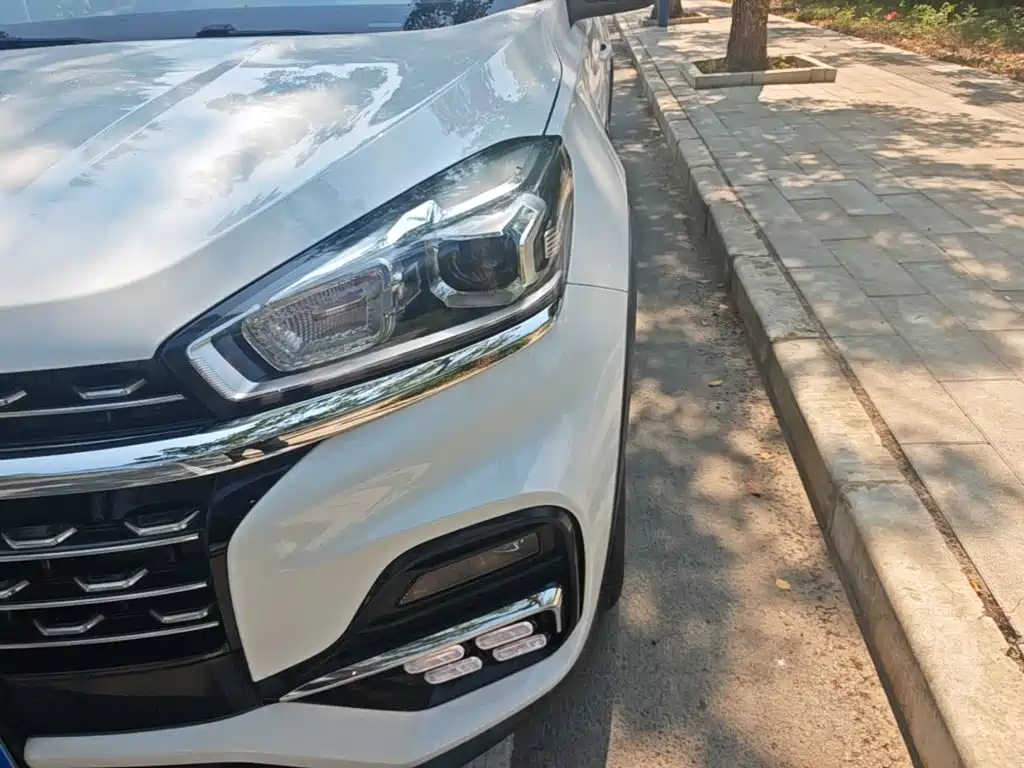 Фото 24 - Chery Tiggo 8