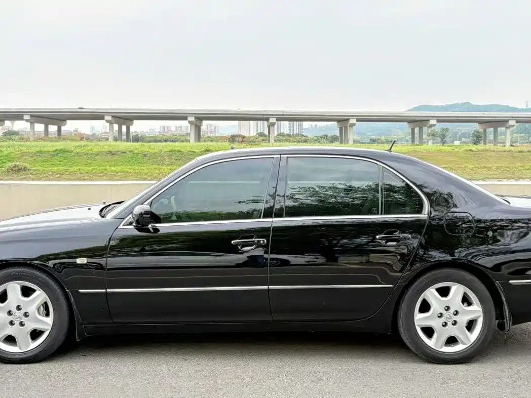 Lexus LS 2005 430 фото 6