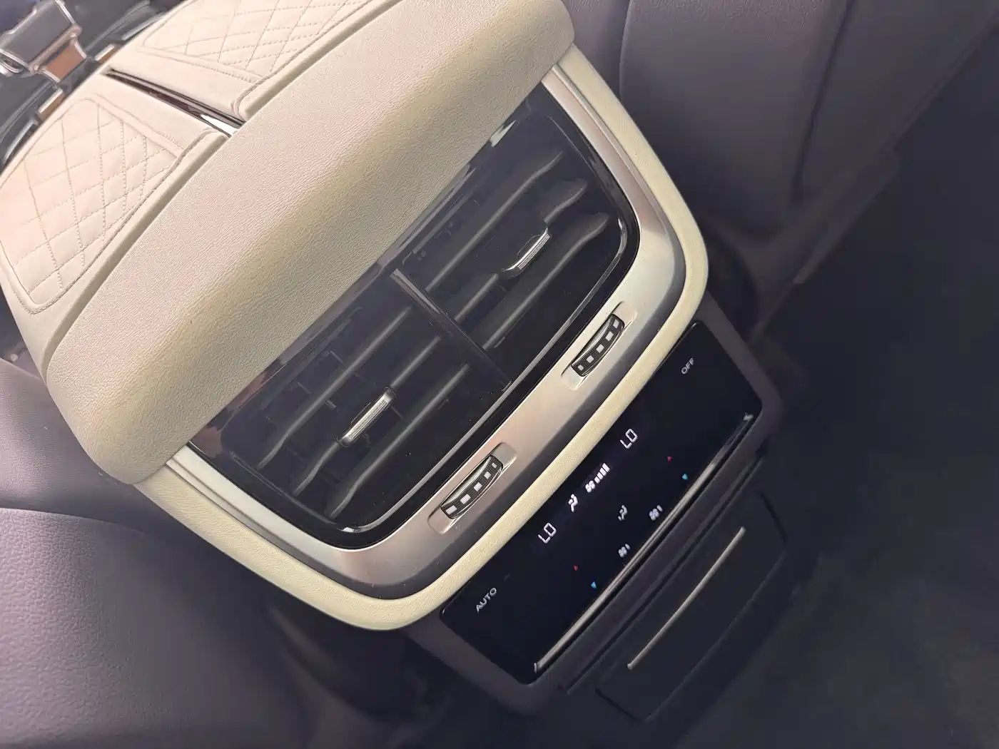 Hongqi E-HS9 2023 2021 460km Flagship Comfort 6-seater