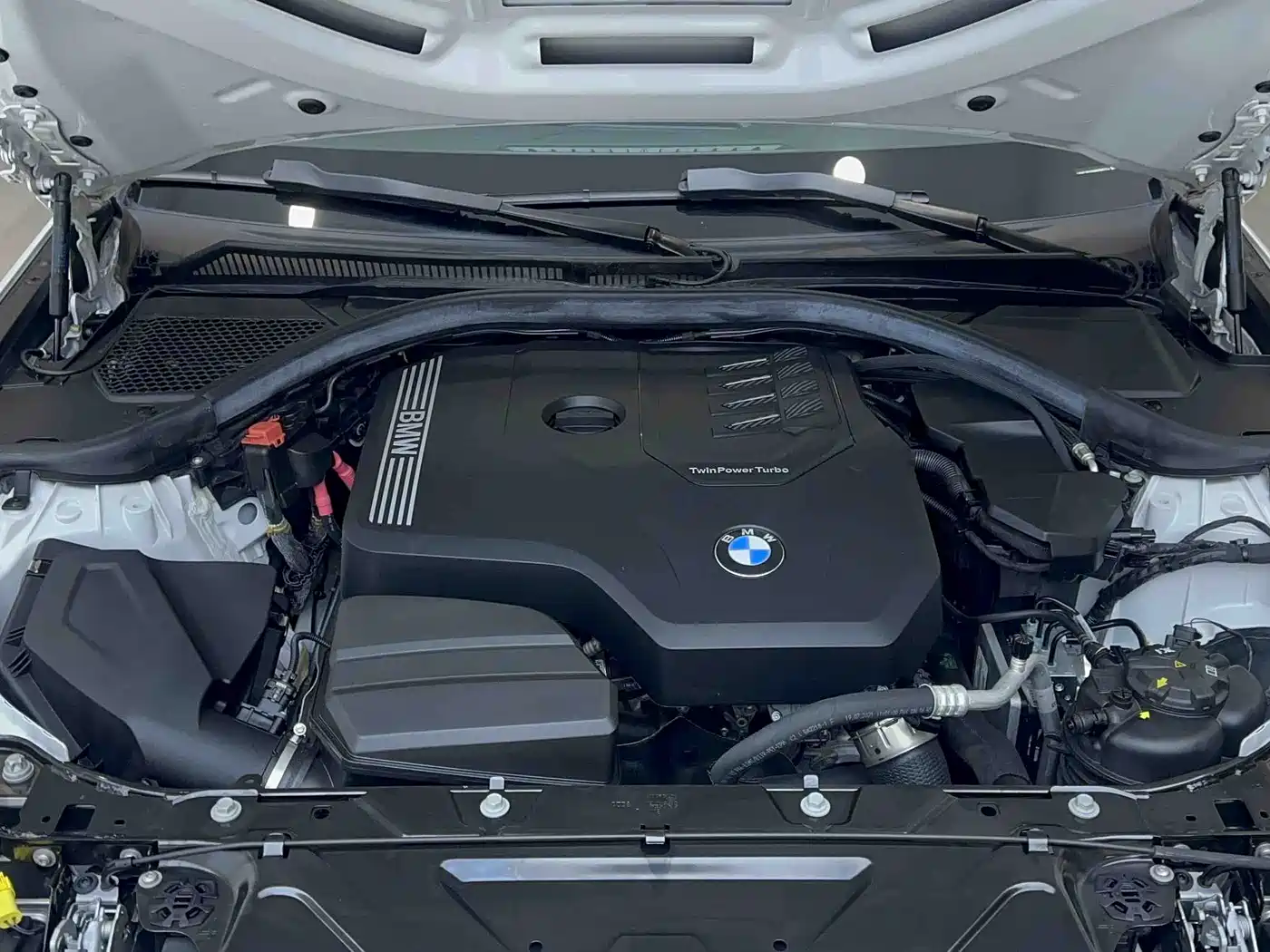 BMW 3 Series 2022 320Li M Sport Package фото 12