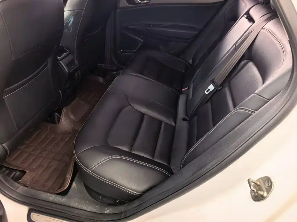 Geely Emgrand GS 2016 2016 Elegance Edition 1.8L Automatic Premium