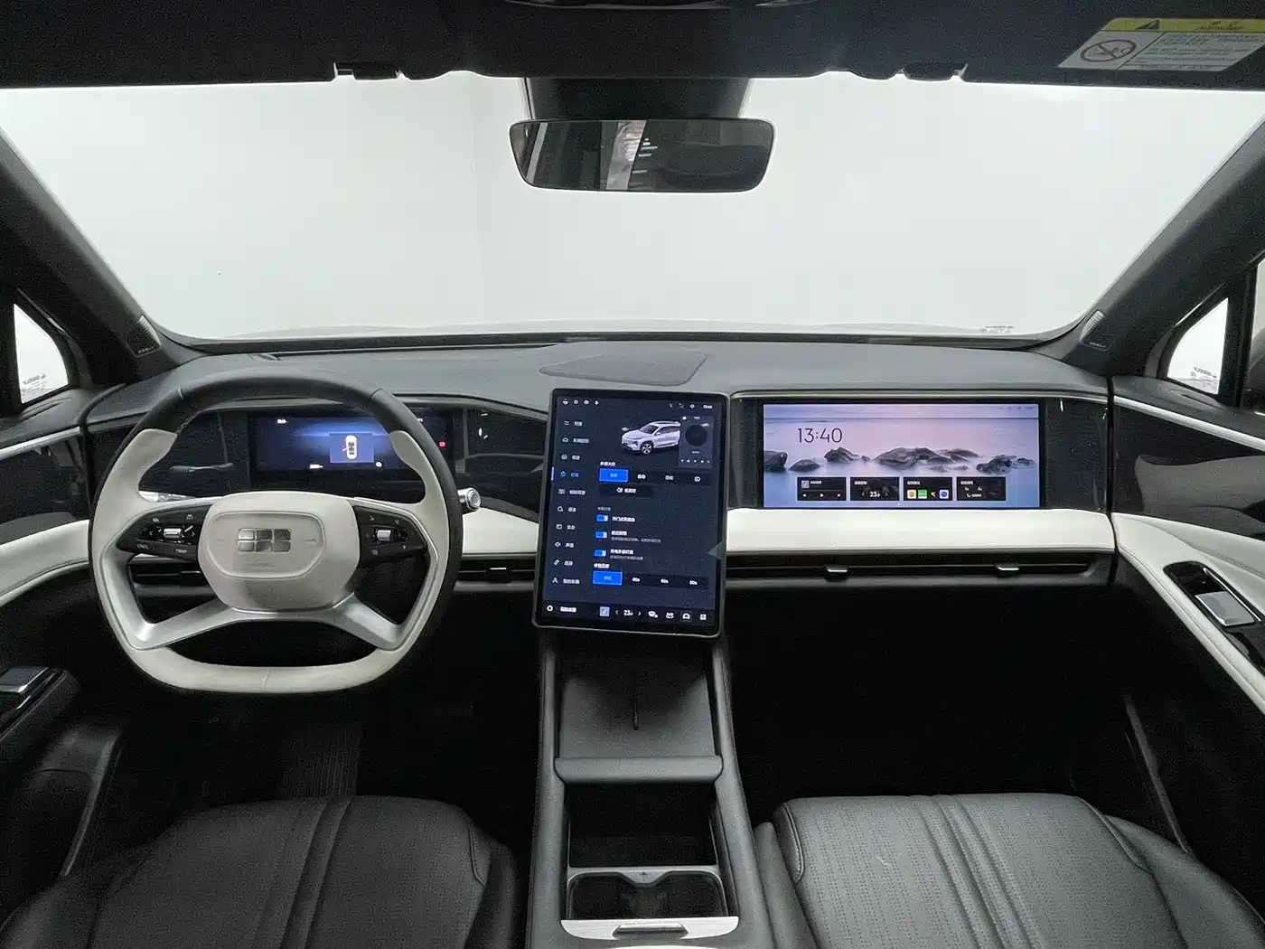 Geely Galaxy Galaxy L7 2024 1.5T 115km PLUS Soaring Dragon Edition фото 12