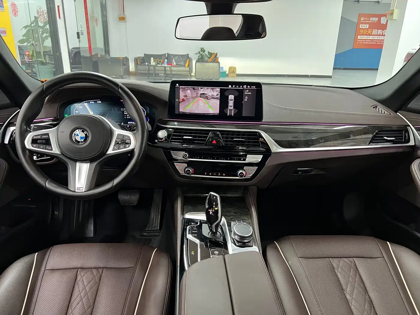 BMW 5 Series 2021 525Li M Sport Package фото 9