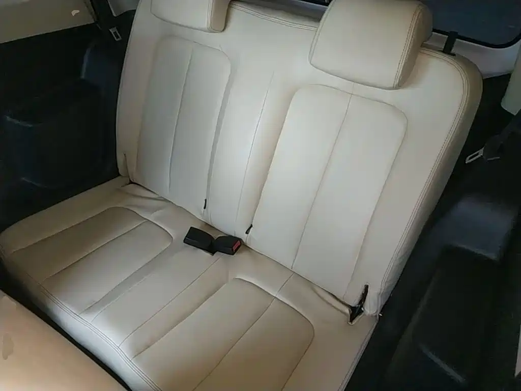 Huachen Xinyi Brilliance Xinyi i03A 2022 2021 318km 31.45kWh