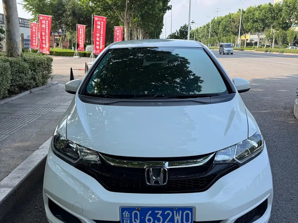Photo 1 - Honda Fit