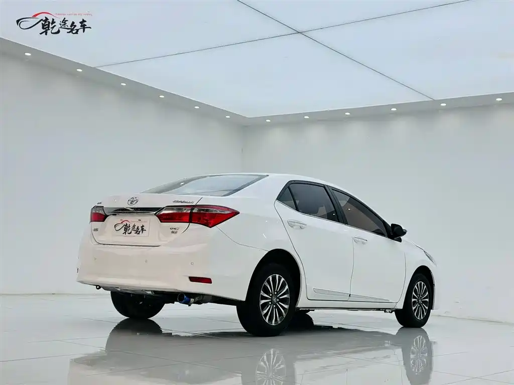 Toyota Corolla 2017 Facelift 1.2T S-CVT GL-i фото 5