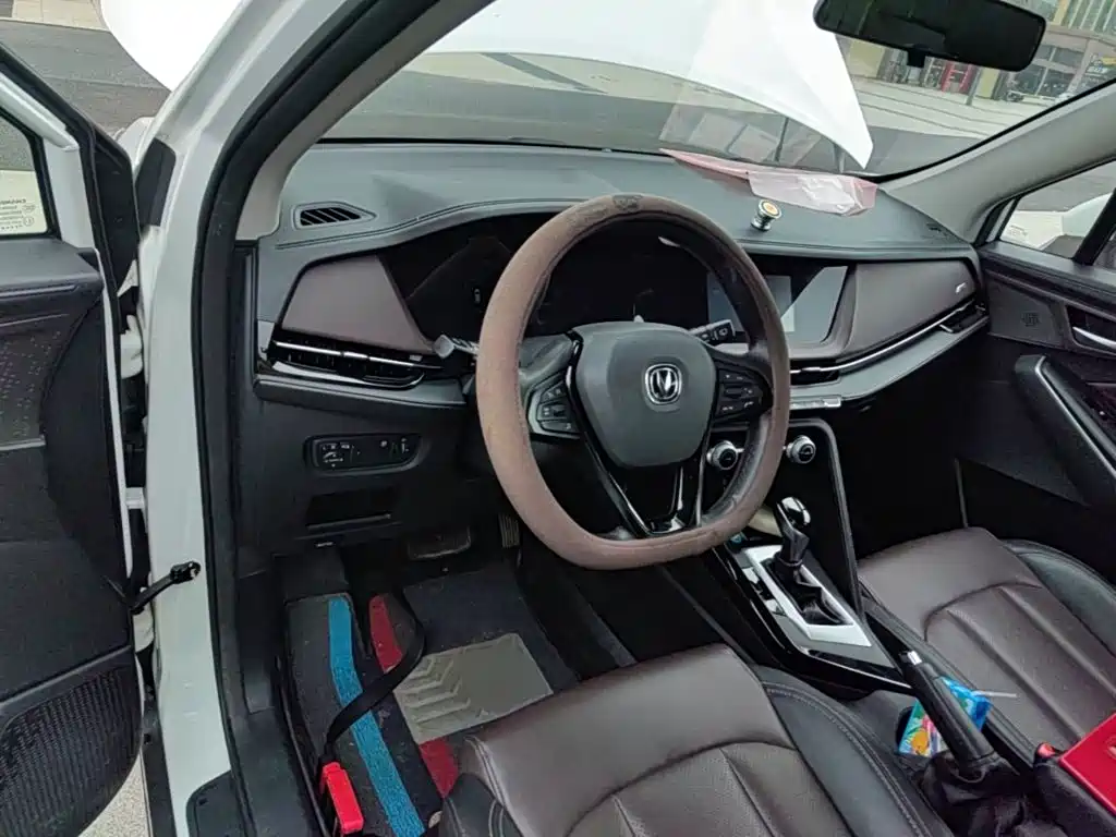 Changan CS15 2020 2019 1.5L Auto Deluxe China VI