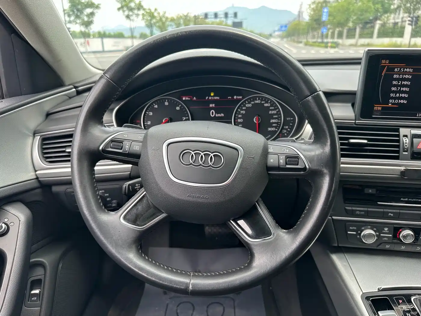 صورة 15 - Audi A6L