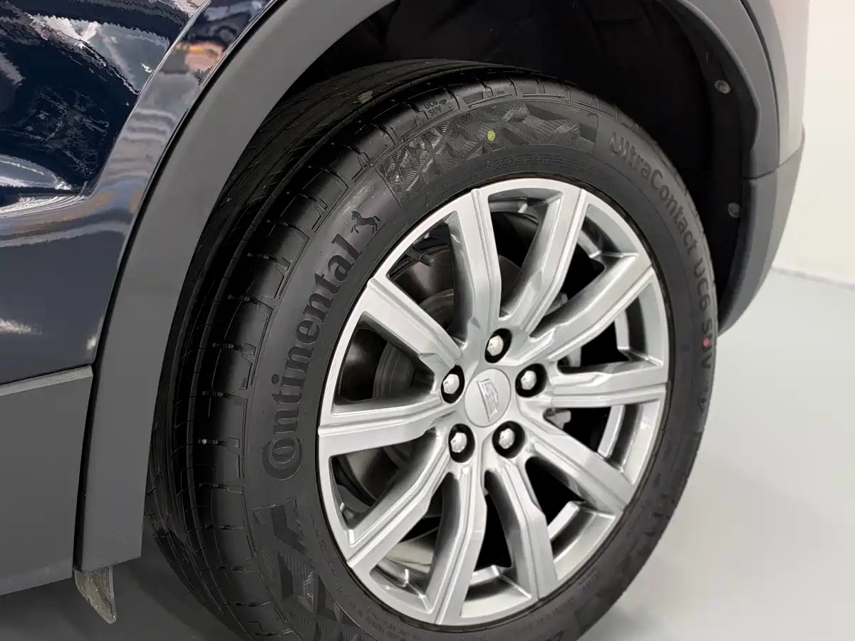 Cadillac XT4 2022 2022 28T FWD Premium