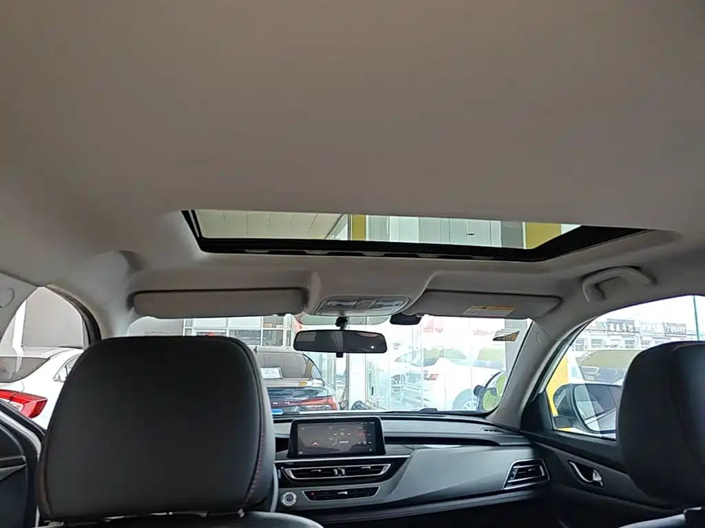 CHANGAN CS75