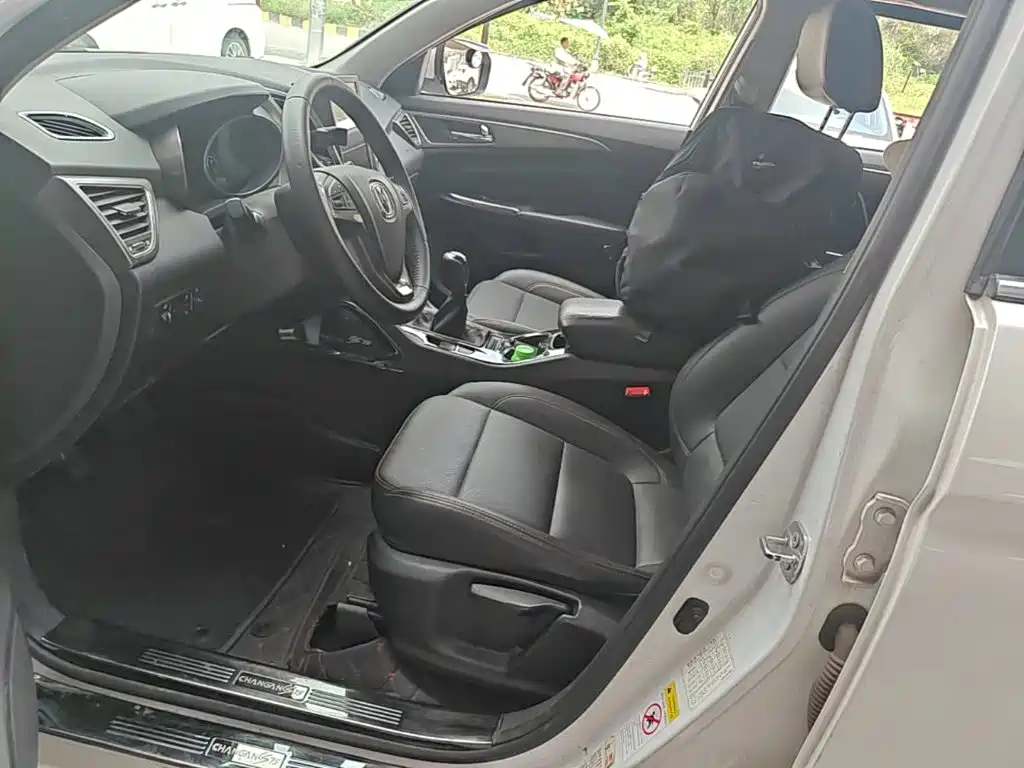 Changan CS75 2015 2014 2.0L Manual Luxury China V