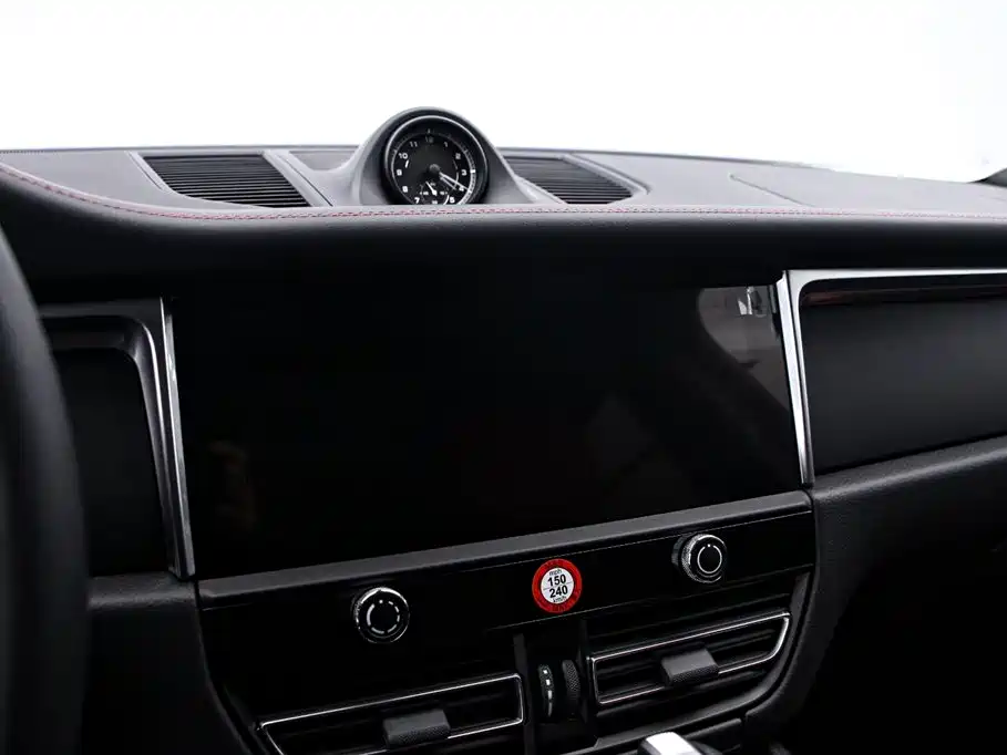 Porsche Macan 2025 Macan 2.0T Dream Chaser Edition фото 8