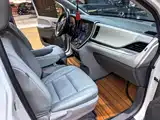 صورة 6 - Toyota Sienna