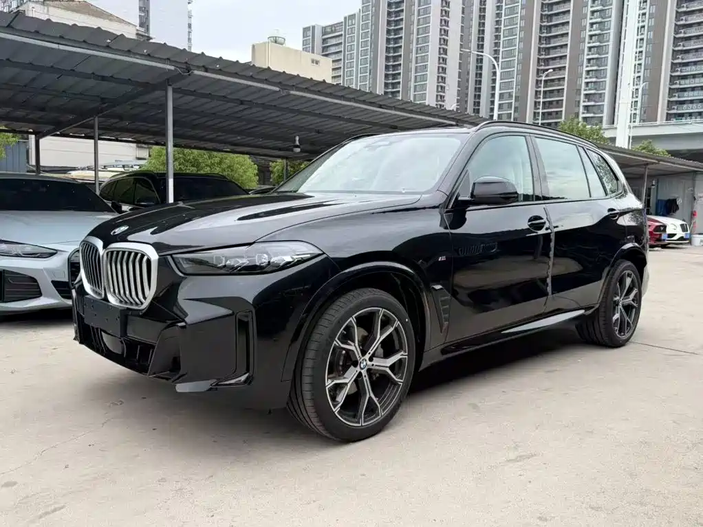 2026 BMW X5