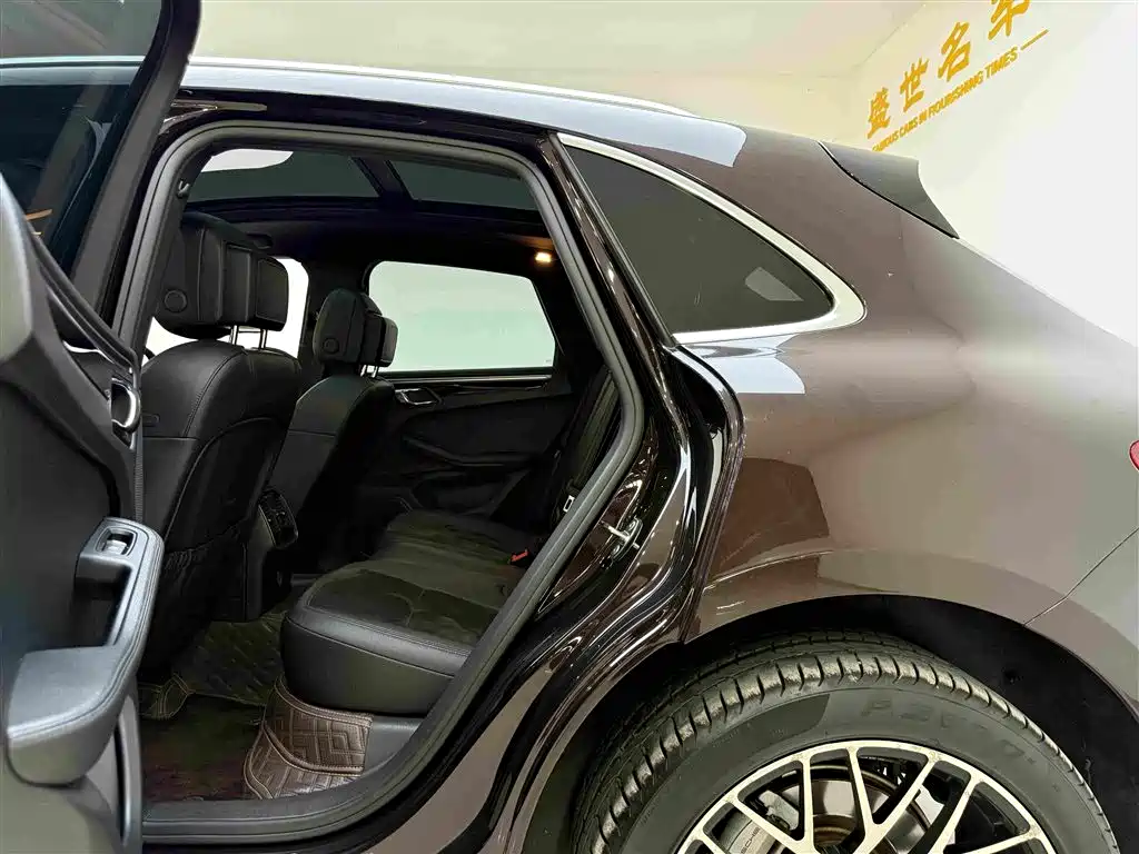 Фото 4 - Porsche Macan
