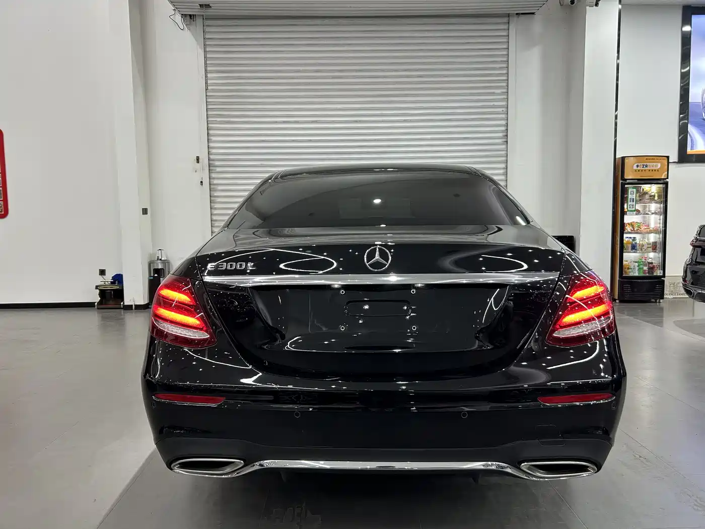Mercedes-Benz E-Class 2016 E 300 L Sport Fashion Type фото 5