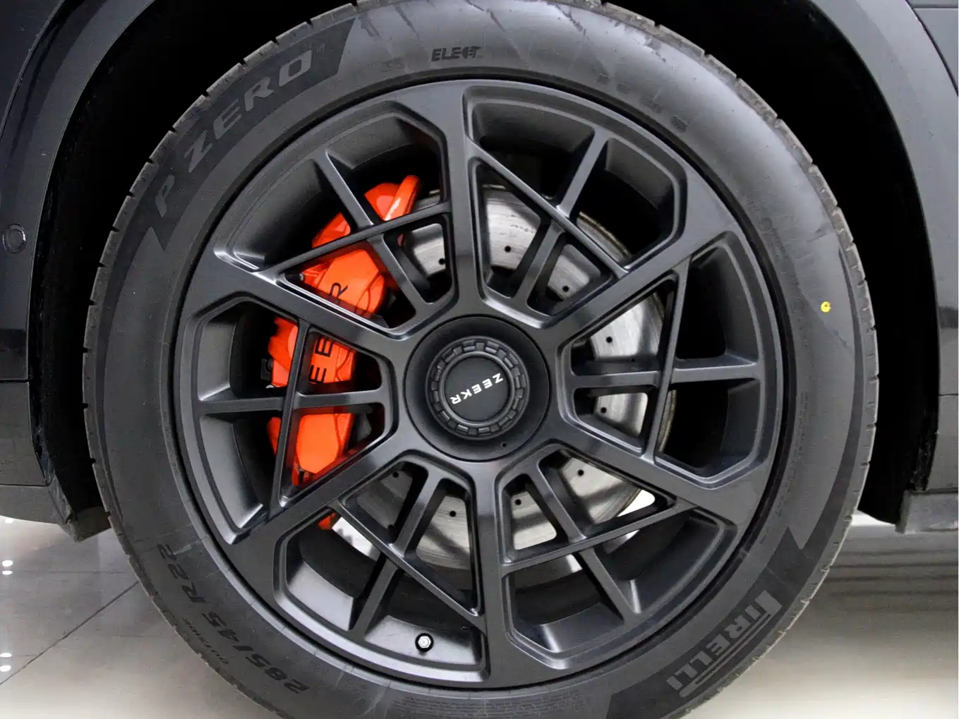 ZEEKR 9X 2026 2025 Model Gloss Black Edition