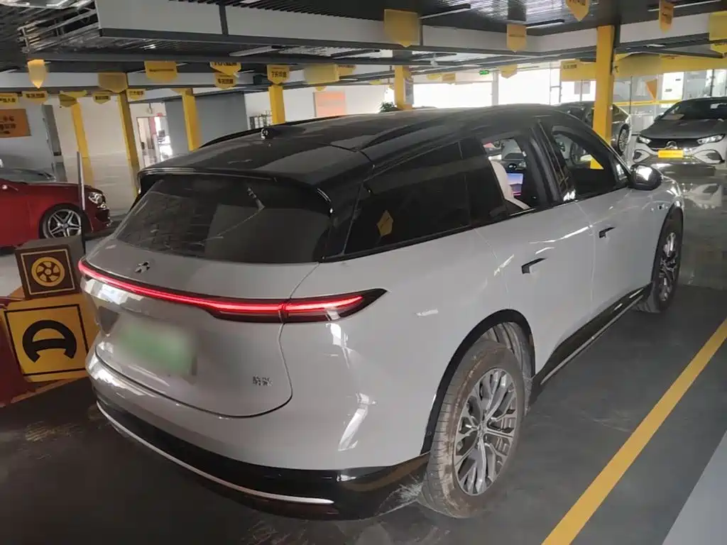 Фото 7 - NIO ES6