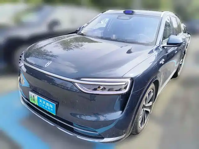 AITO Wenjie AITO M7 2026 Extended Range Ultra AWD 5-Seater — фото 1