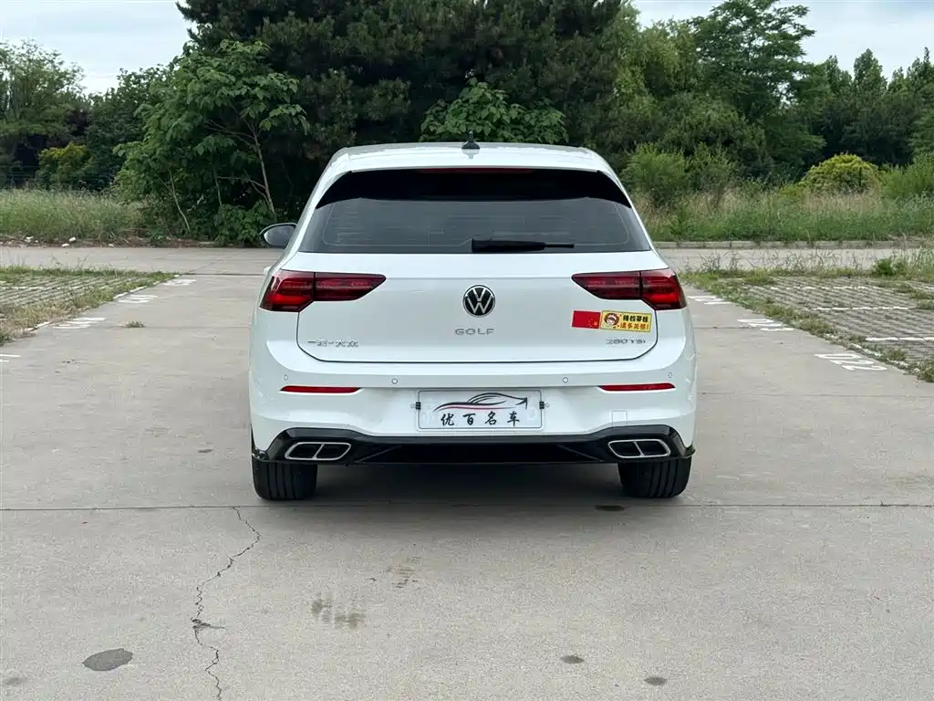 Volkswagen Golf 2023 280TSI DSG R-Line Lite фото 5