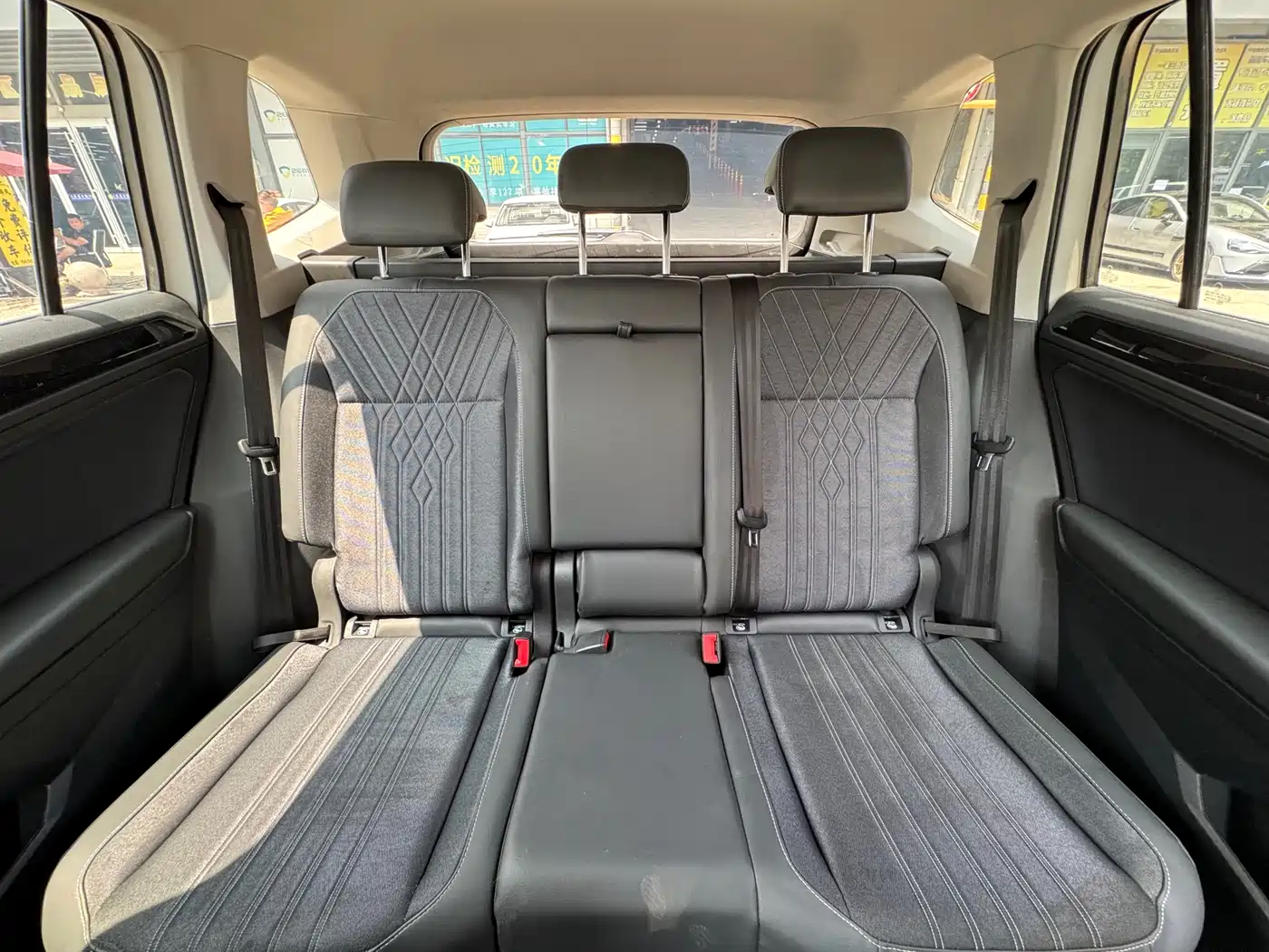 Volkswagen Tiguan L 2022 330TSI Automatic 2WD Comfort Edition фото 17