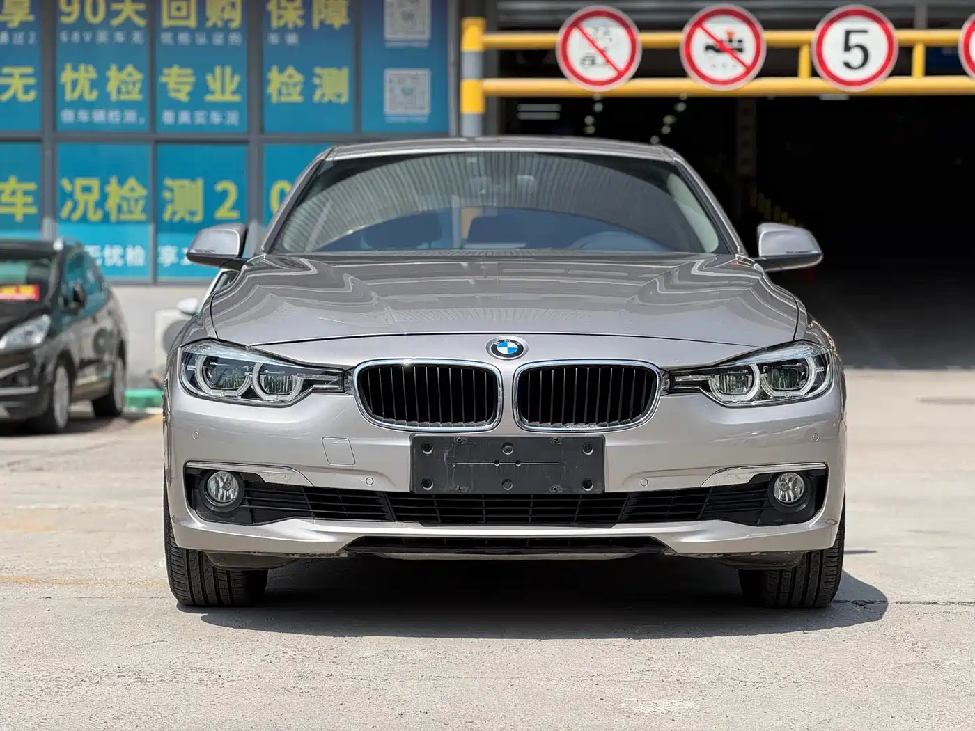 BMW 3 Series 2017 320Li xDrive Fashion фото 2