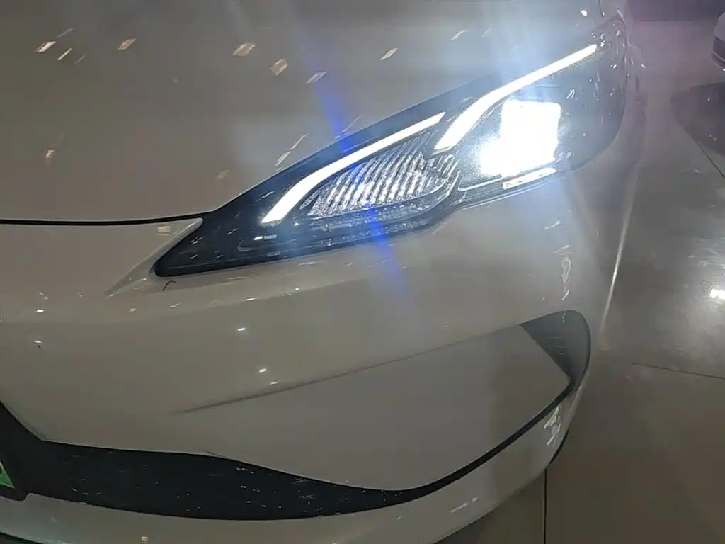 BYD Hai Bao 05 DM-i 2025 DM-i Smart Drive Edition 55KM Luxury фото 24