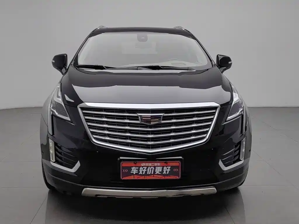 Фото 3 - Cadillac XT5