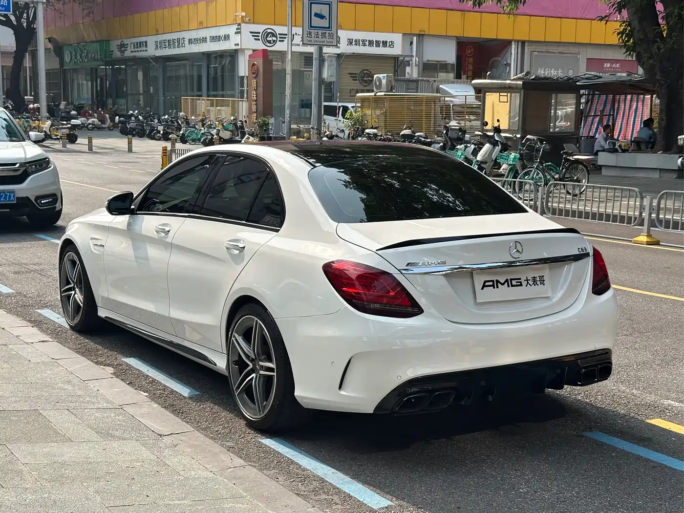 MERCEDES-BENZ C CLASS AMG