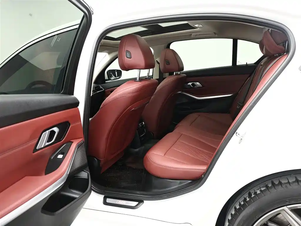 BMW i3 2022 eDrive 35 L фото 14
