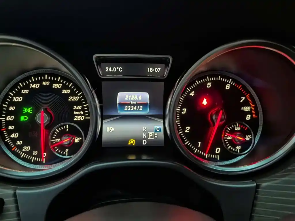 Фото 8 - Mercedes-Benz GLE