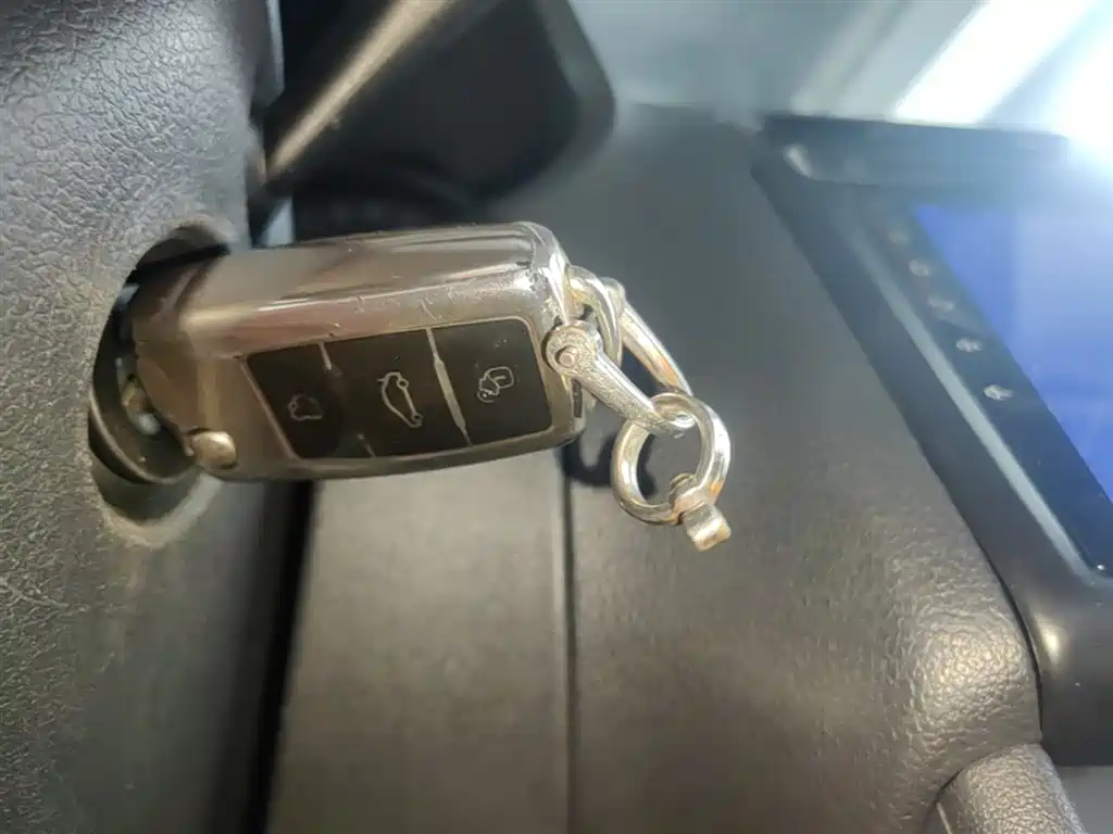 Volkswagen Polo 2018 1.5L Auto Safe Drive фото 9