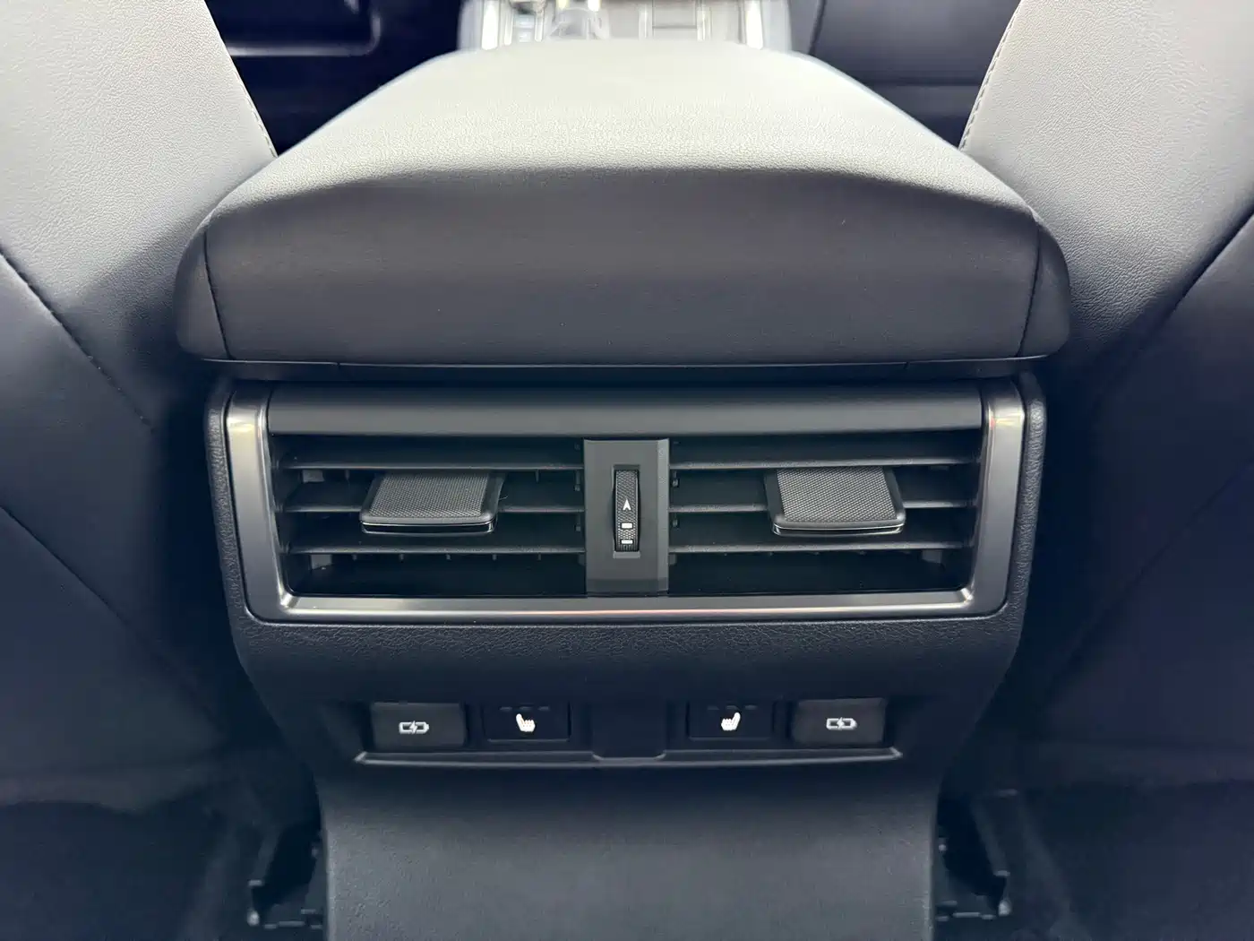 Lexus GX 2024 OVERTRAIL Summit Edition фото 15
