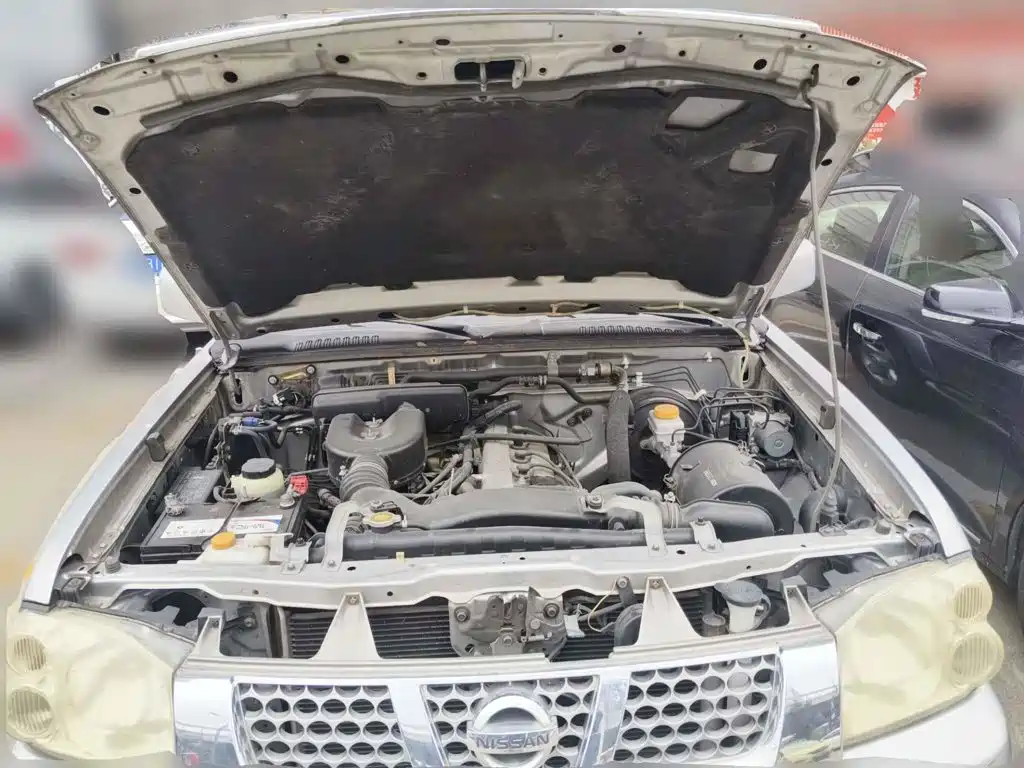 Nissan Paladin 2011 2008 2.4L 2WD Standard