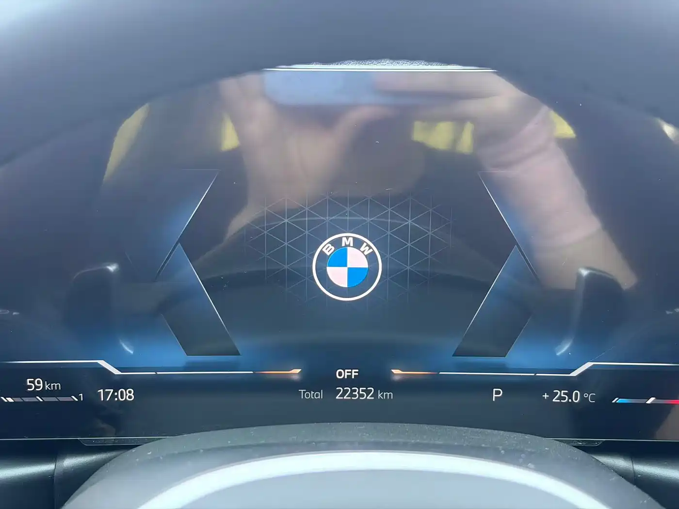 BMW 3 Series 2024 325Li M Sport Shadowline Package фото 9