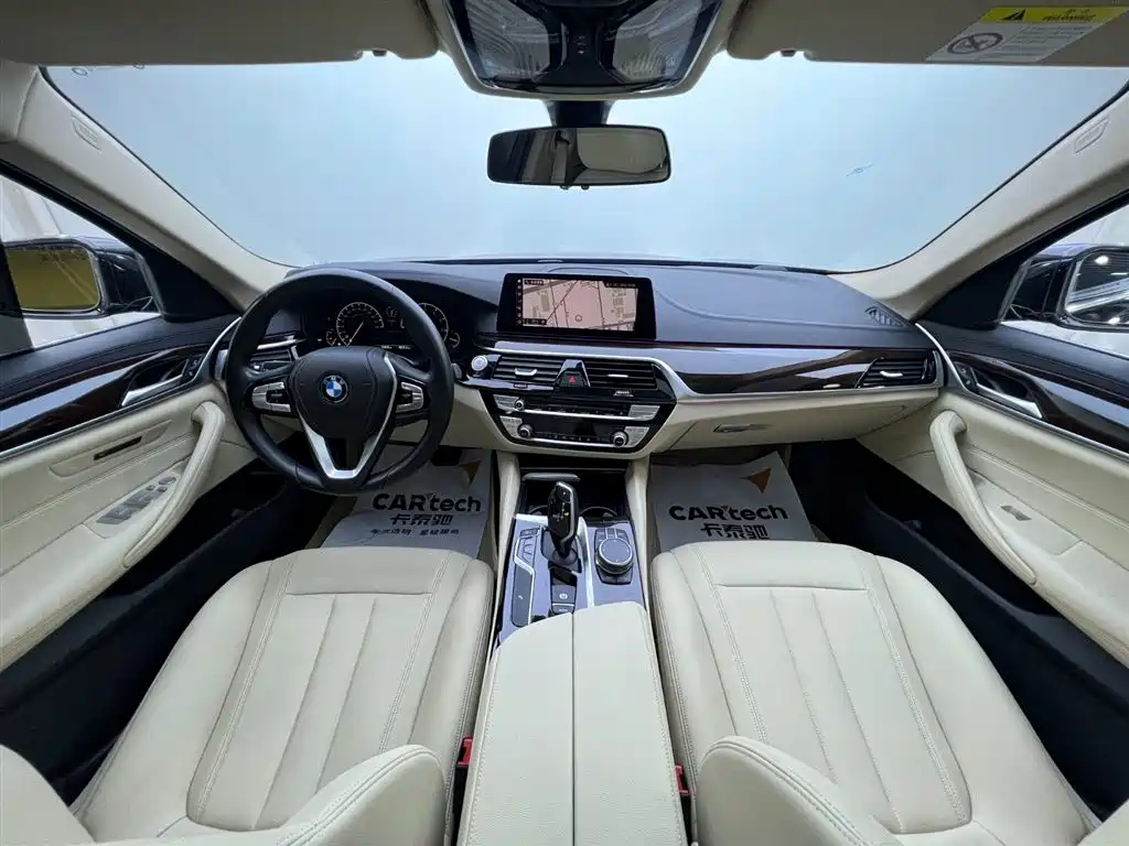 BMW 5 Series 2019 525Li Luxury Package фото 9
