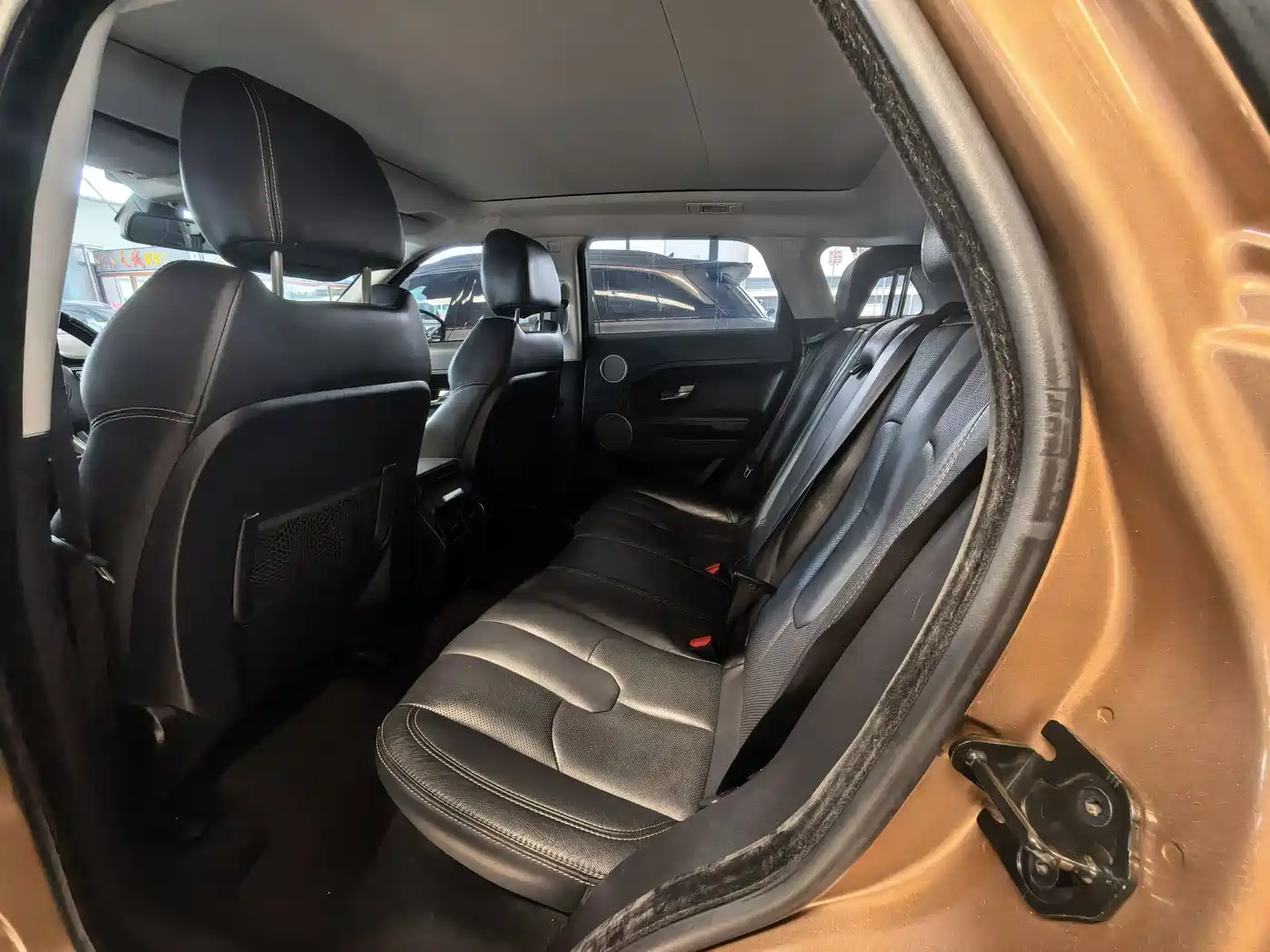 Land Rover Range Rover Evoque (Import) 2015 2015 2.0T 5-door Dynamic Edition