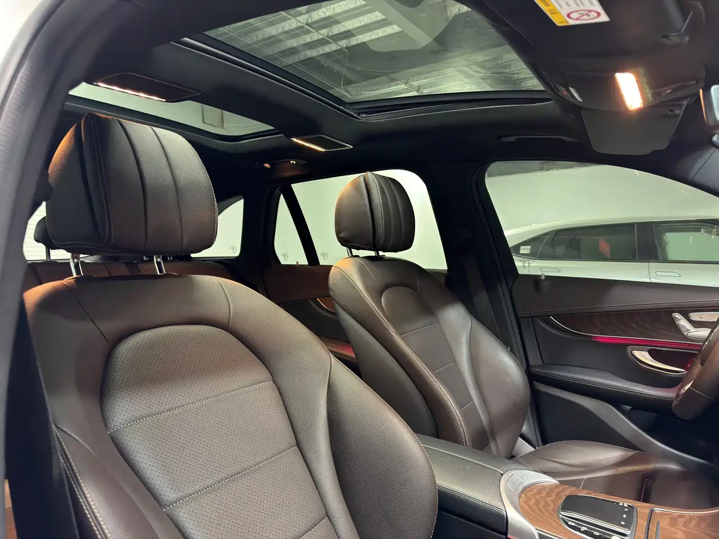Mercedes-Benz GLC 2020 Facelift GLC 260 L 4MATIC Luxury фото 21