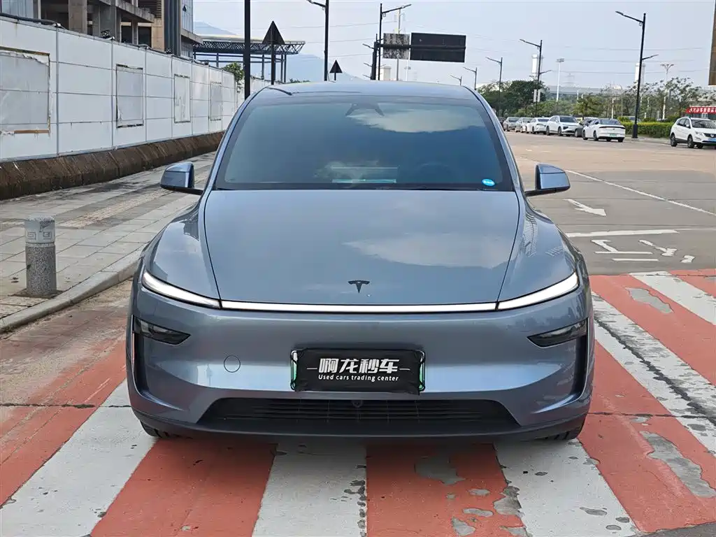 Tesla Model Y L 2025 2025 Facelift Long Range AWD