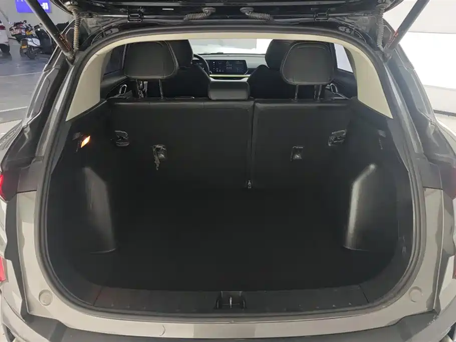 GEELY AUTOMOBILE BINYUE