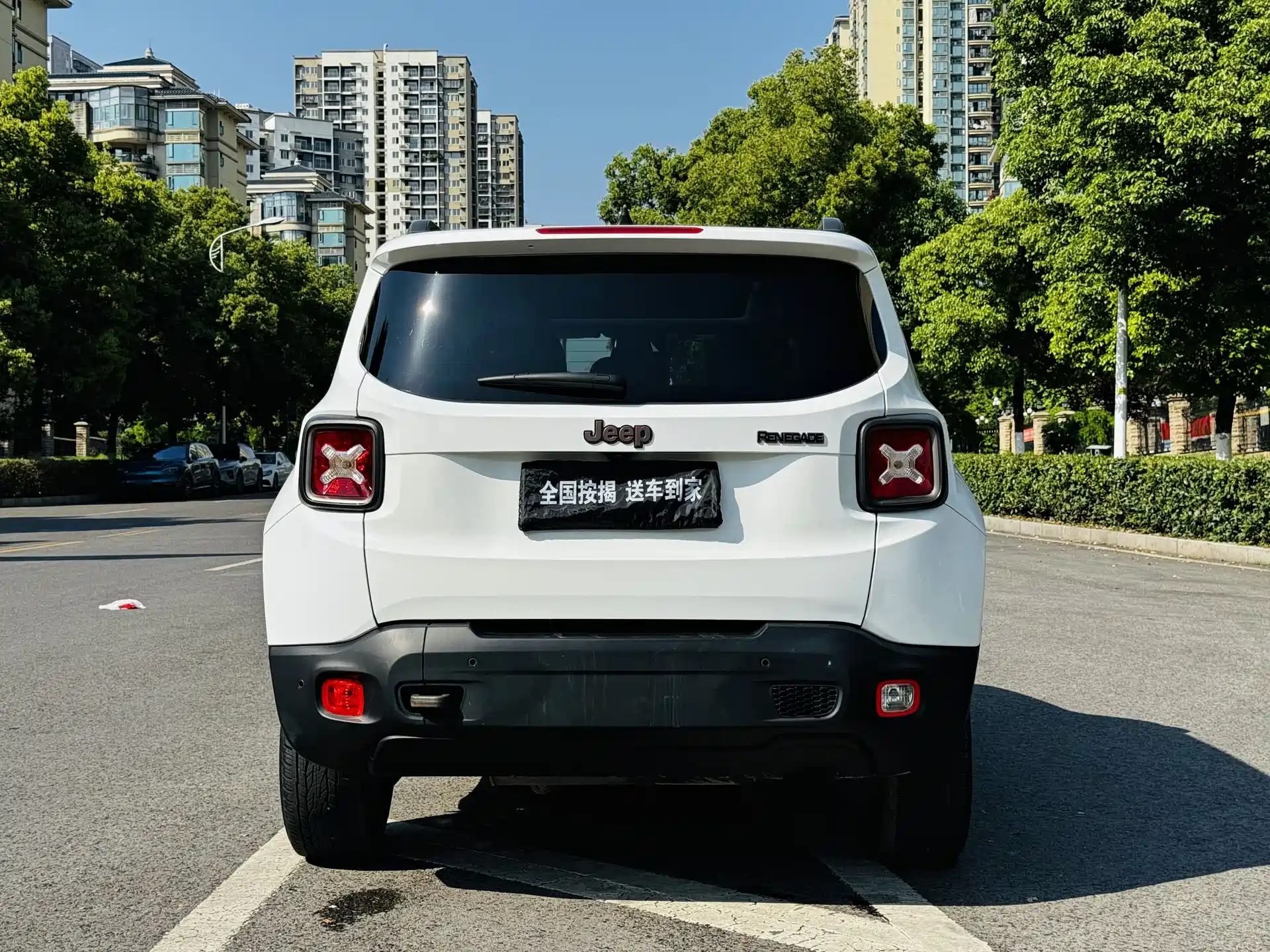 صورة 20 - Jeep Renegade