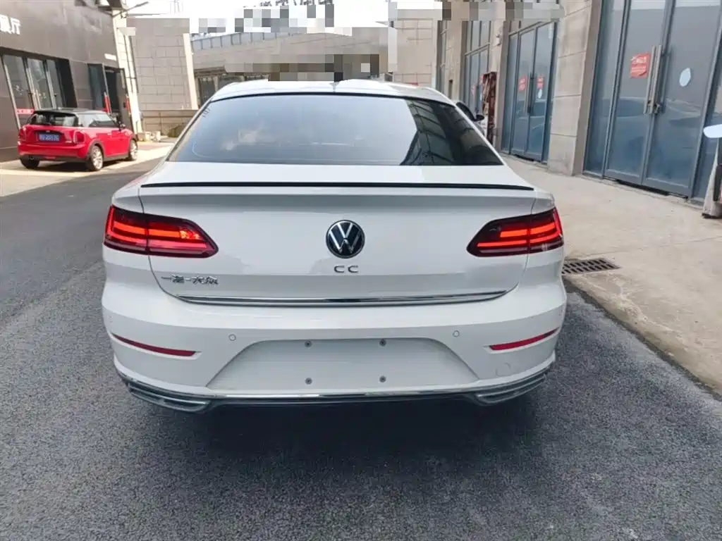 Volkswagen FAW-Volkswagen CC 2024 330TSI Dazzling Edition фото 6